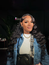 Load image into Gallery viewer, HD 13x4 Frontal Wig